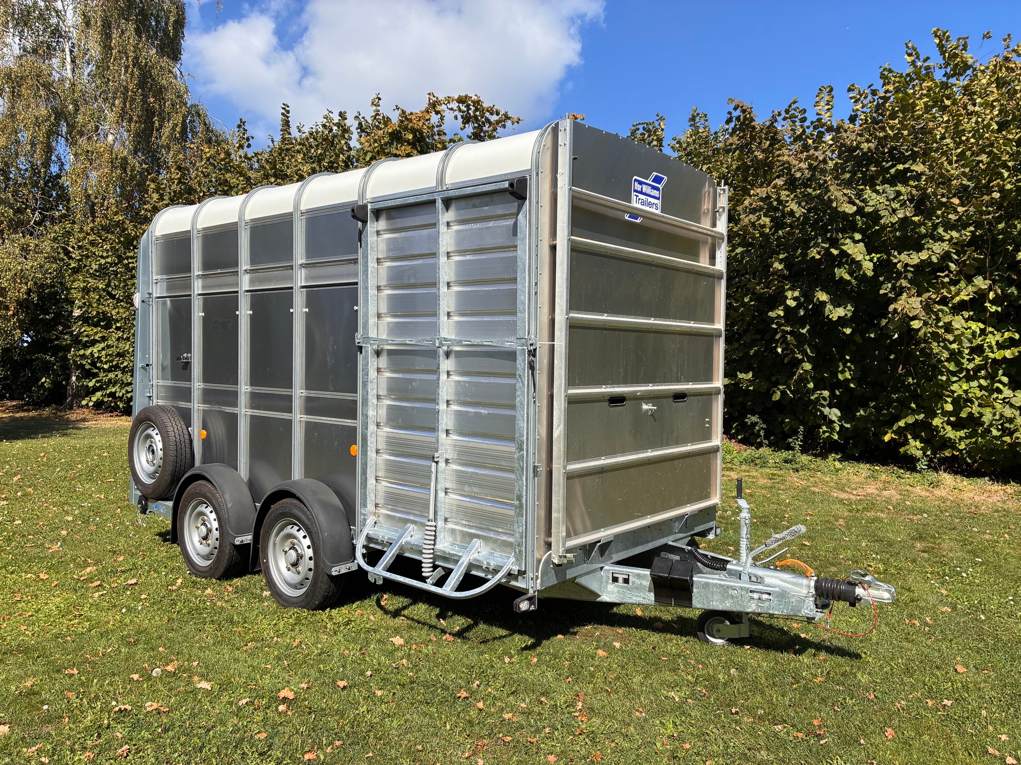 Ifor Williams TA510G12 Frontausstieg
