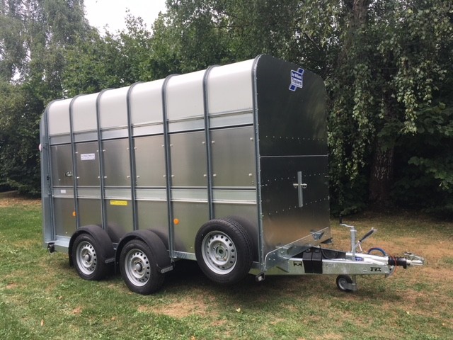 Ifor Williams TA510G12 Doppelstock